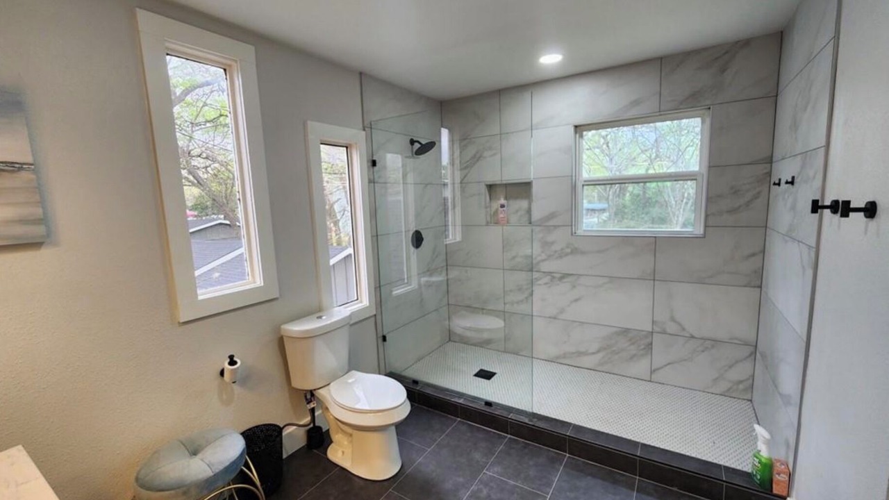 Photo of Bathroom in Hearne