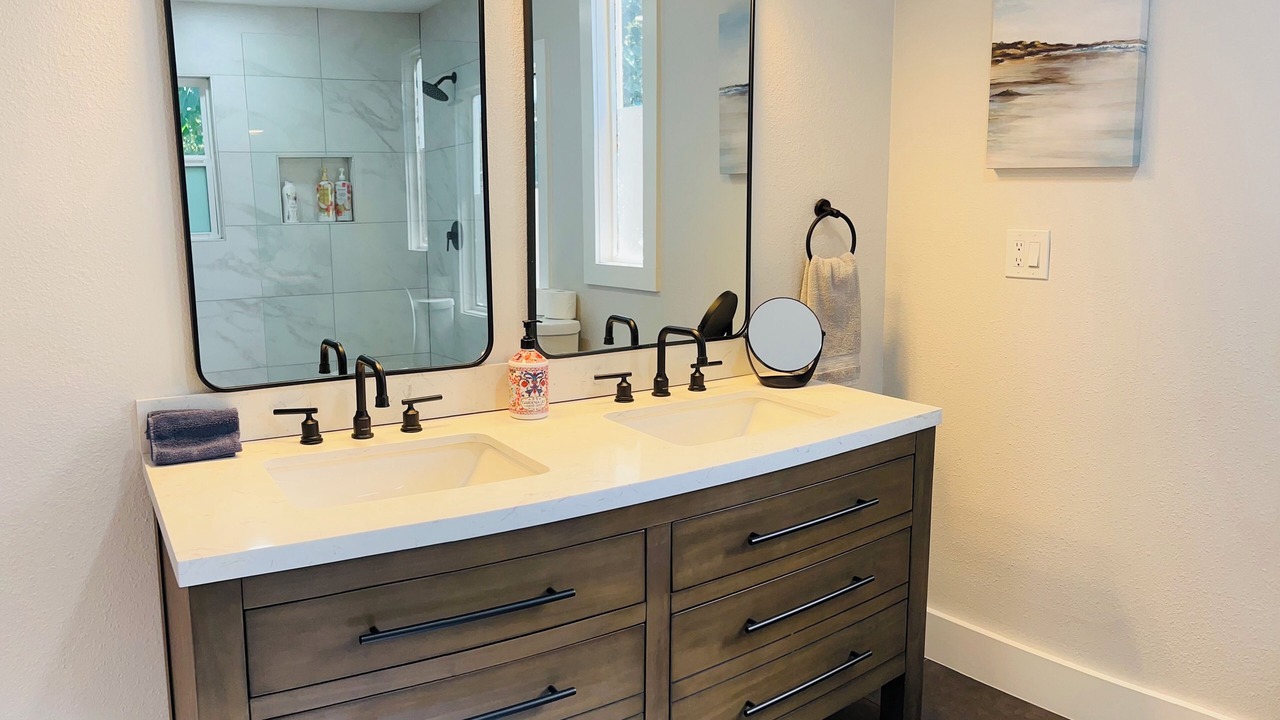 Photo of Bathroom in Hearne