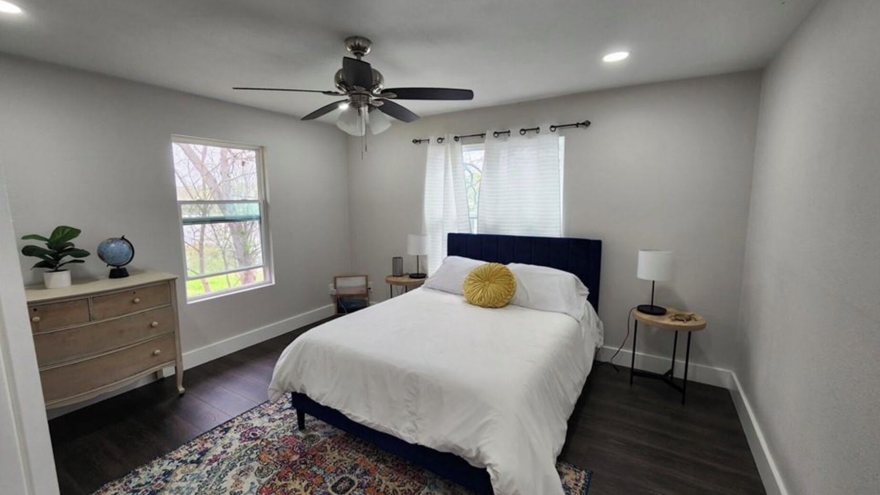 Photo of Bedroom in Hearne