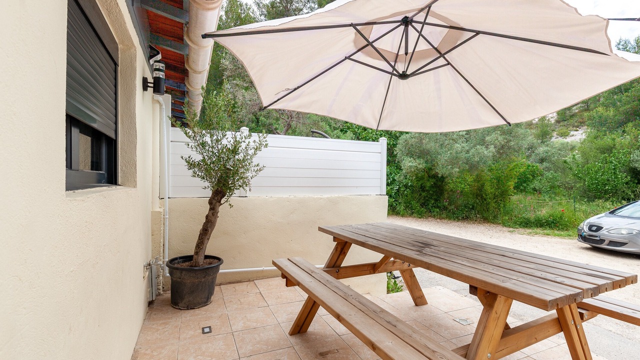 Photo of Outdoor in Niolon