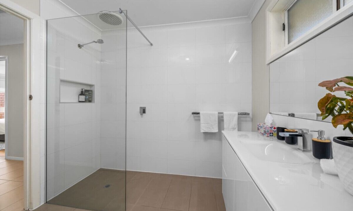 Photo of Bathroom in Shepparton South