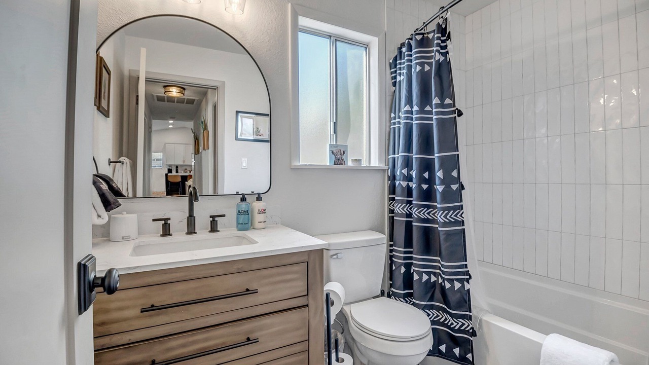 Photo of Bathroom in Sunset Ridge
