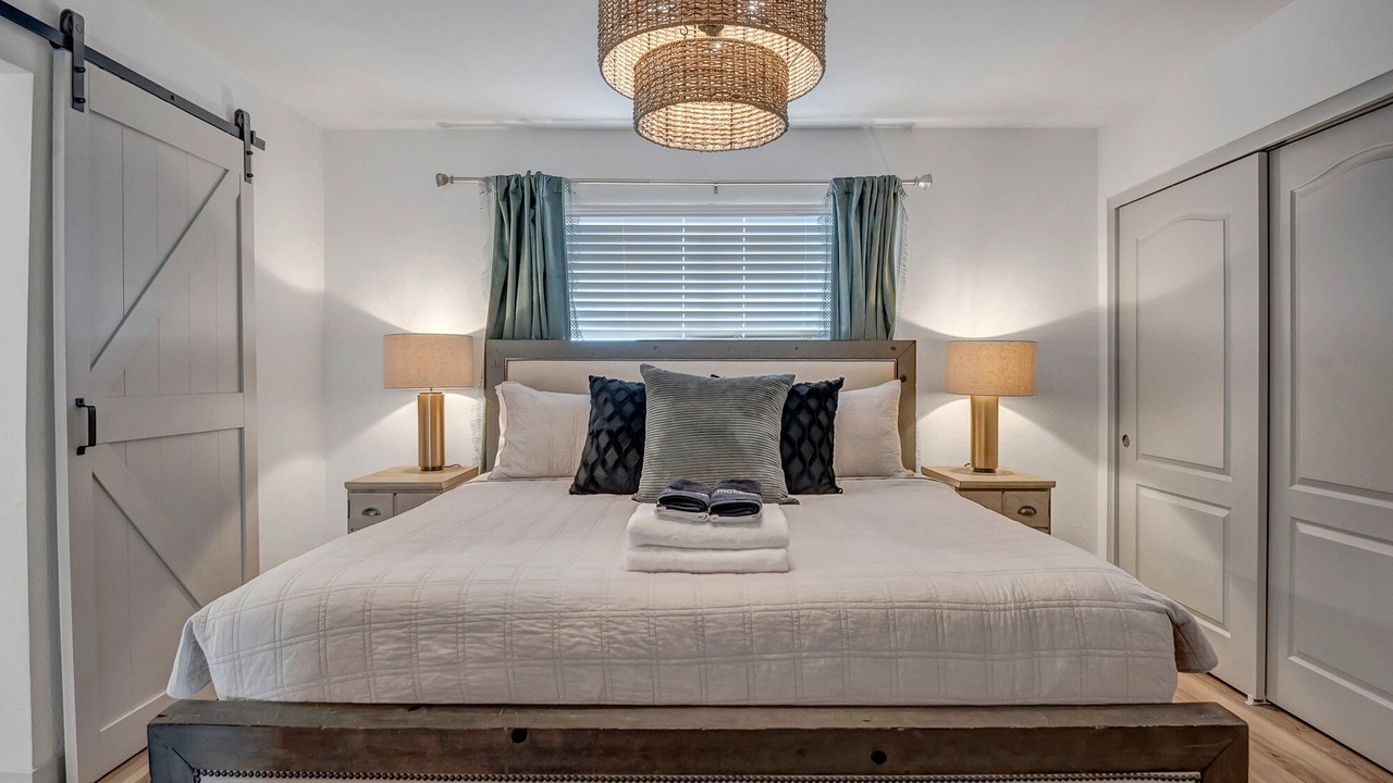 Photo of Bedroom in Sunset Ridge