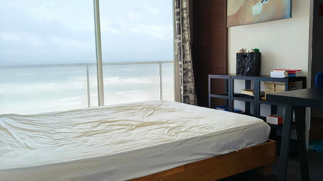 Photo of Bedroom in La Jetee