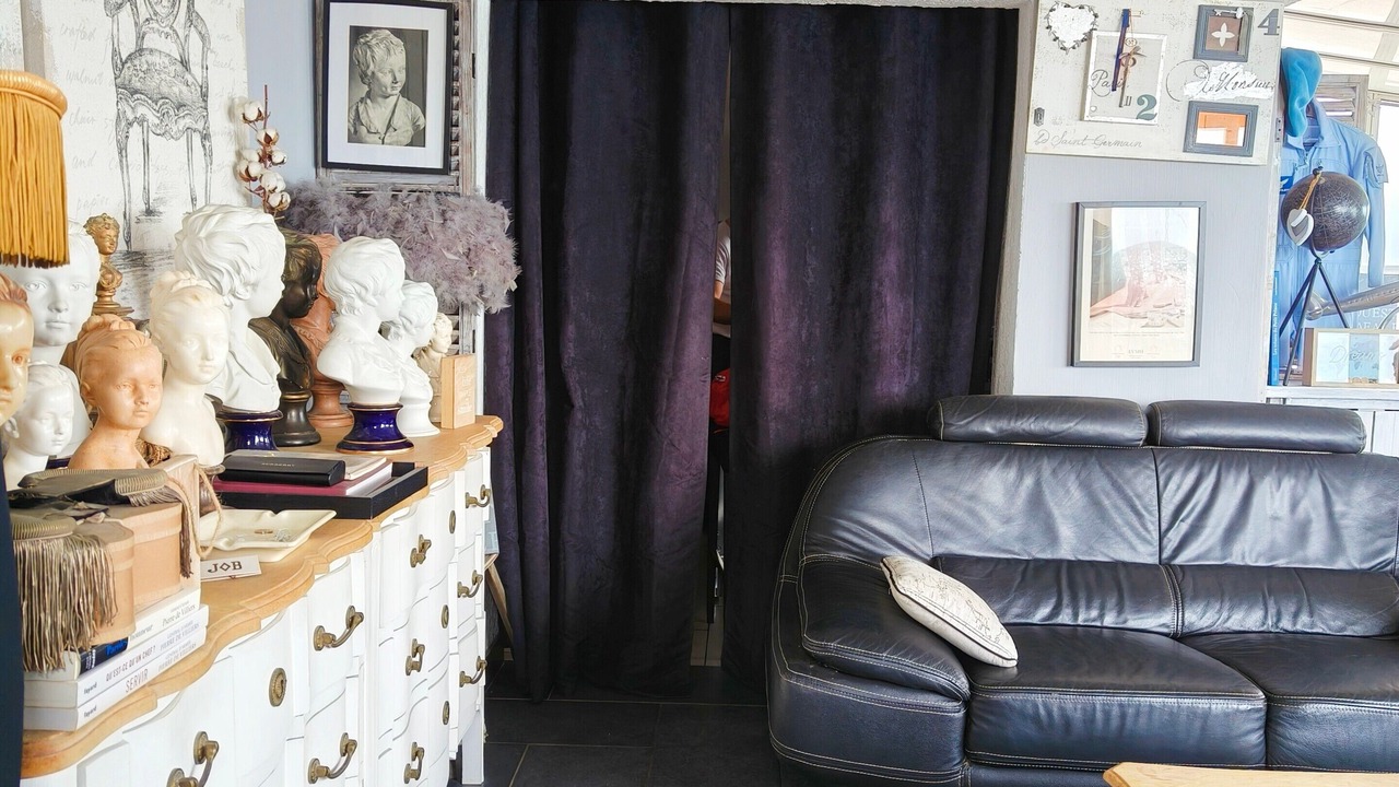 Photo of Others in La Jetee