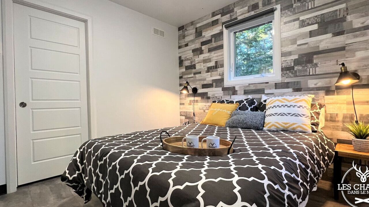 Photo of Bedroom in Sainte-Lucie-des-Laurentides
