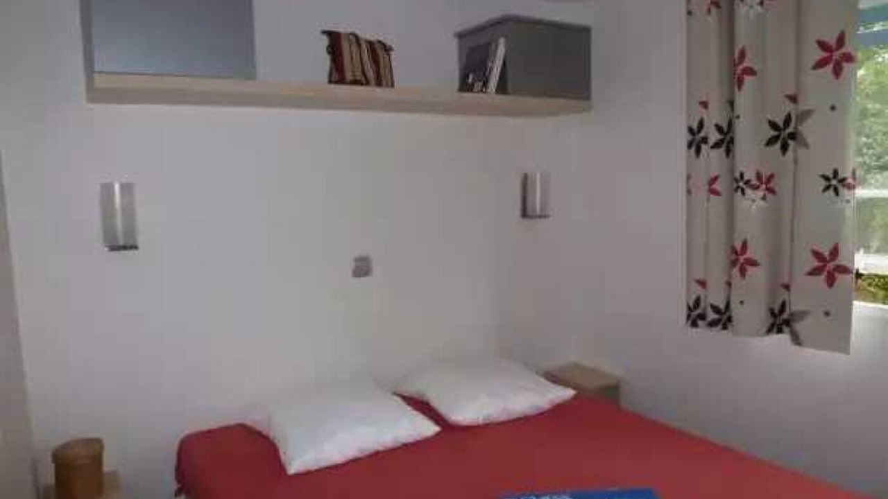 Photo of Bedroom in Sainte-Catherine-de-Fierbois