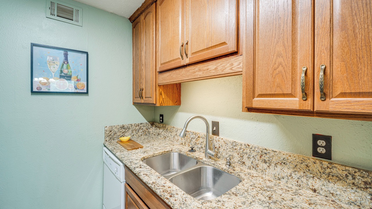 Photo of Kitchen in Knox - Henderson