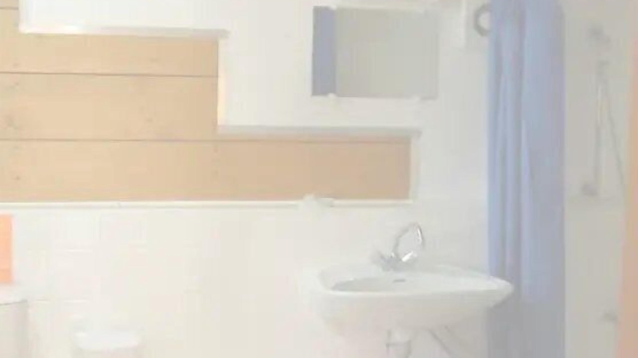Photo of Bathroom in Darbres