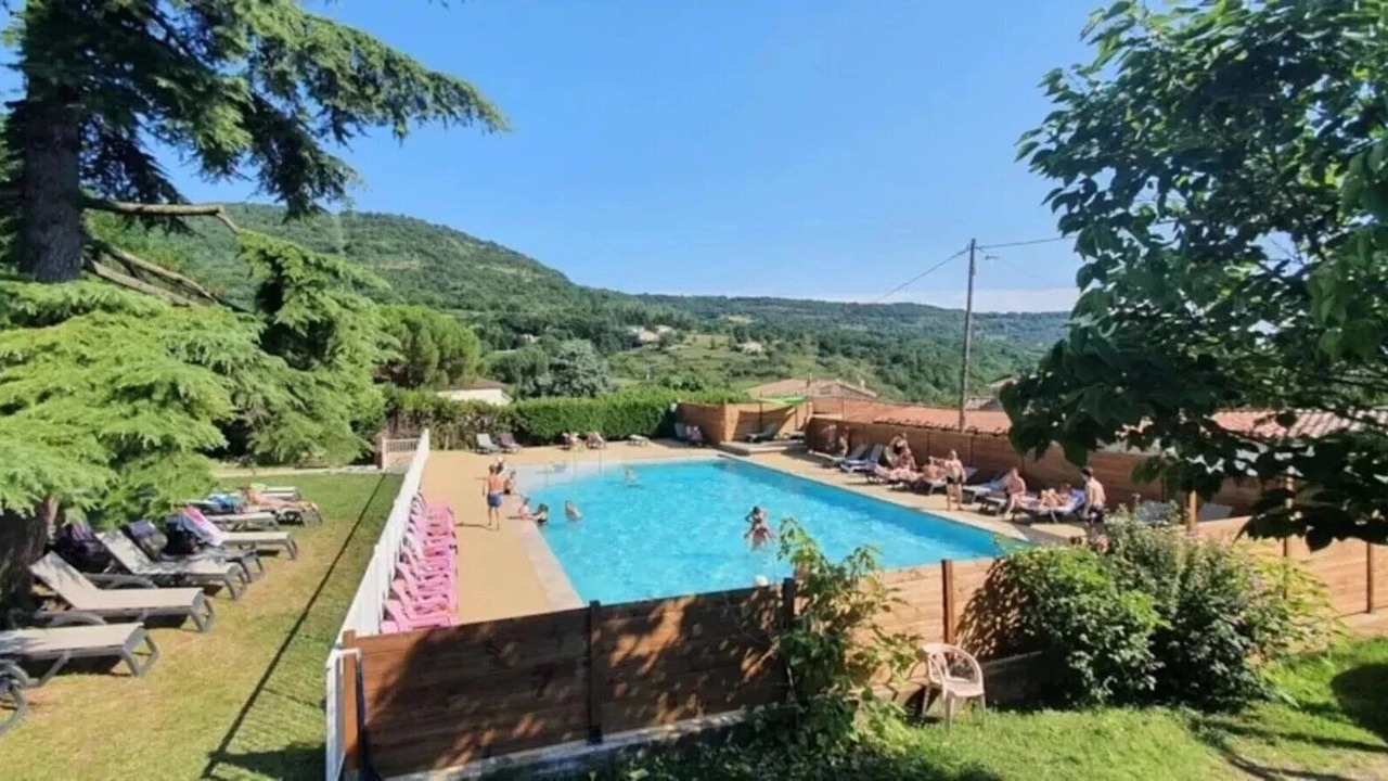 Photo of Outdoor in Darbres