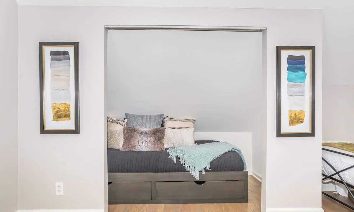 Photo of Bedroom in West Town