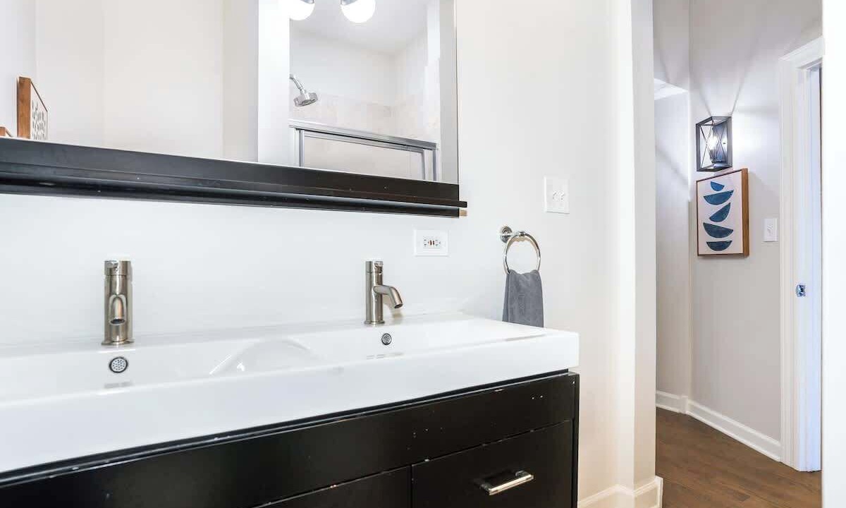 Photo of Bathroom in West Town