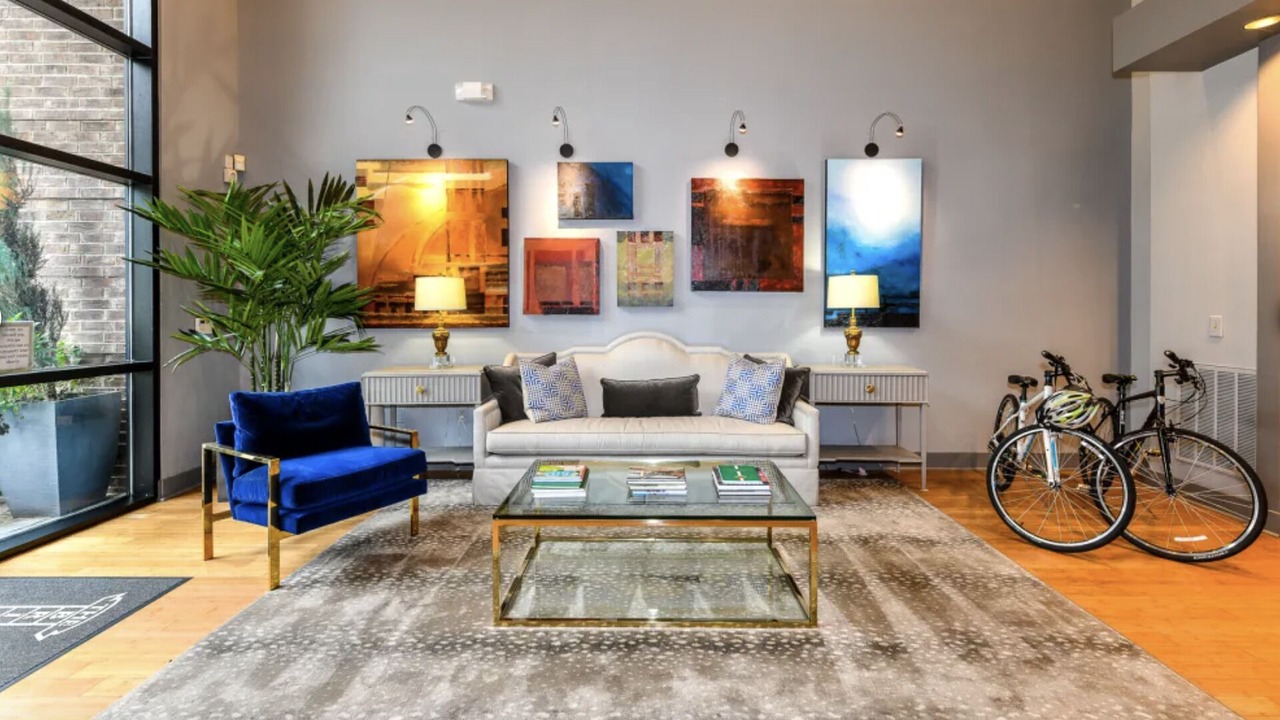 Photo of Livingroom in New Pathways