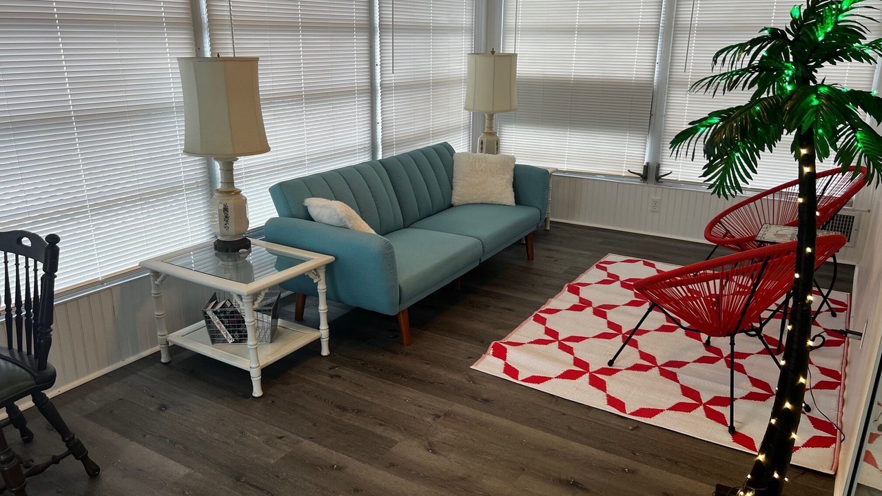 Photo of Livingroom in Laurel