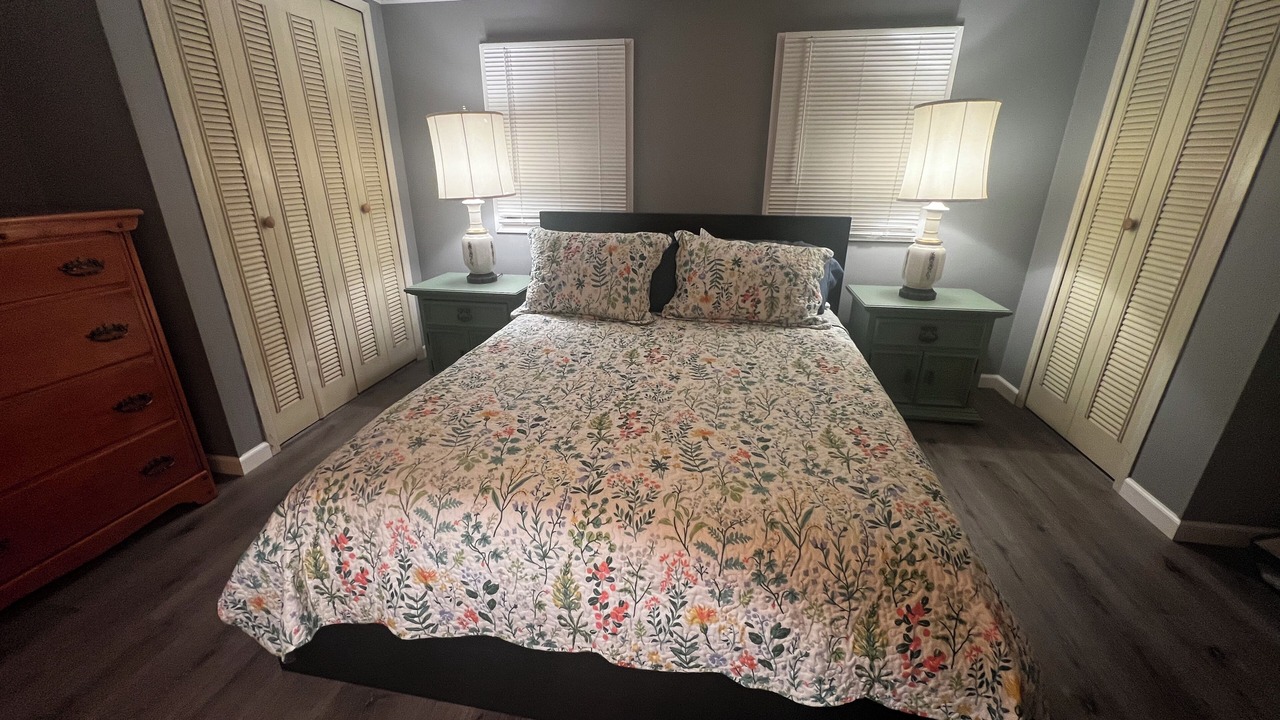 Photo of Bedroom in Laurel