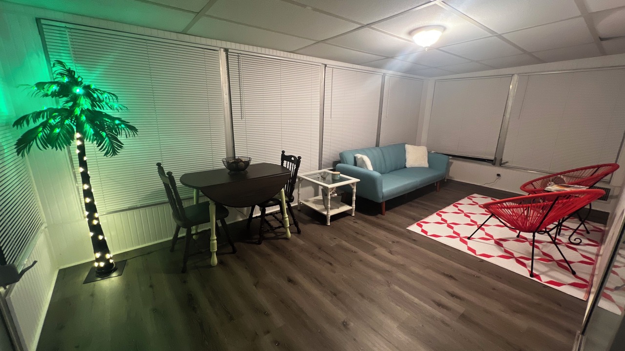 Photo of Livingroom in Laurel