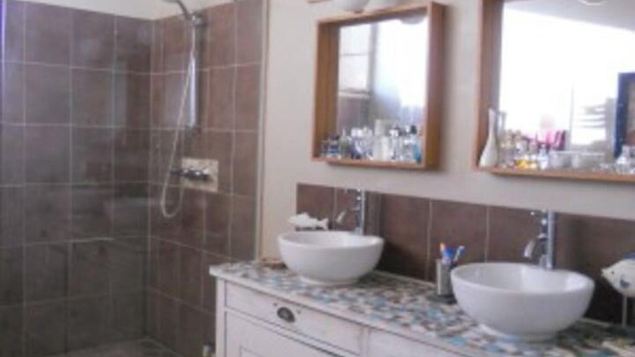 Photo of Bathroom in Saint-Vincent-Rive-d'Olt