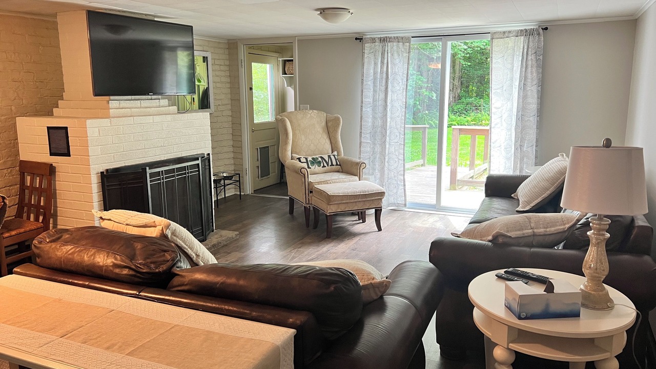 Photo of Livingroom in Newfield
