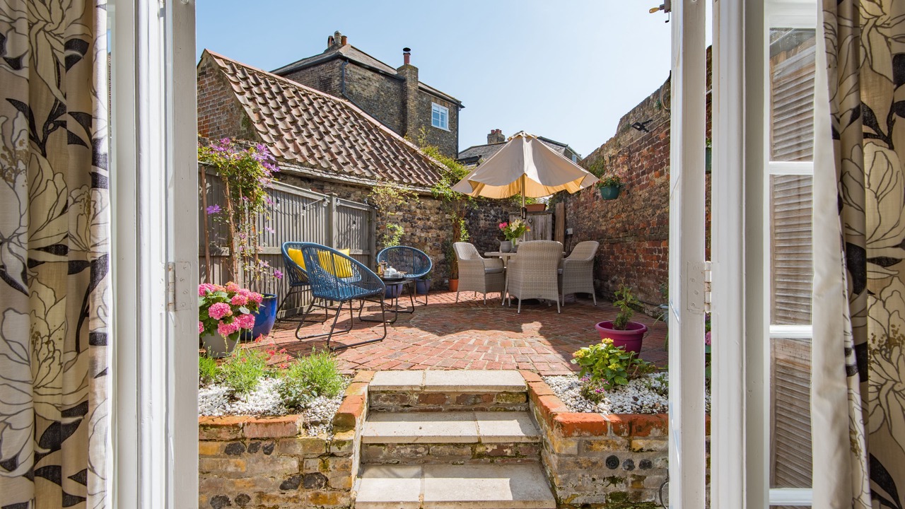 Photo of Others in Sandwich