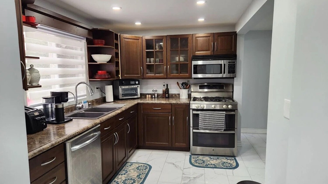 Photo of Kitchen in Janetville