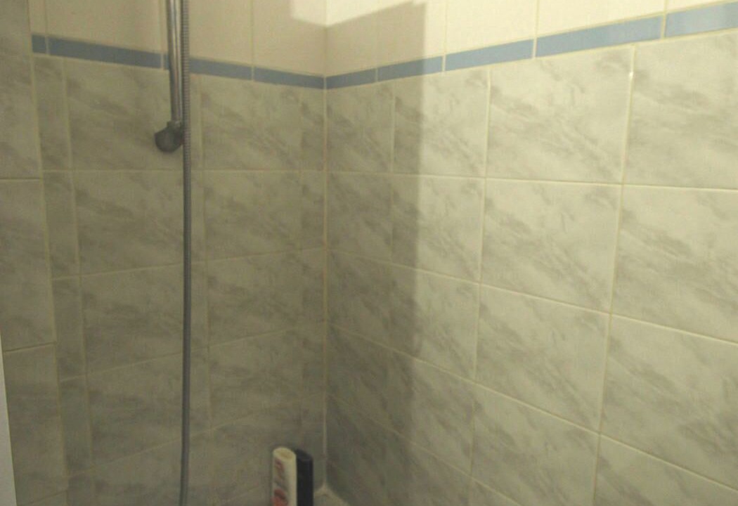 Photo of Bathroom in Houilles