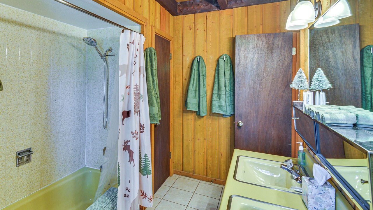 Photo of Bathroom in Buena Vista
