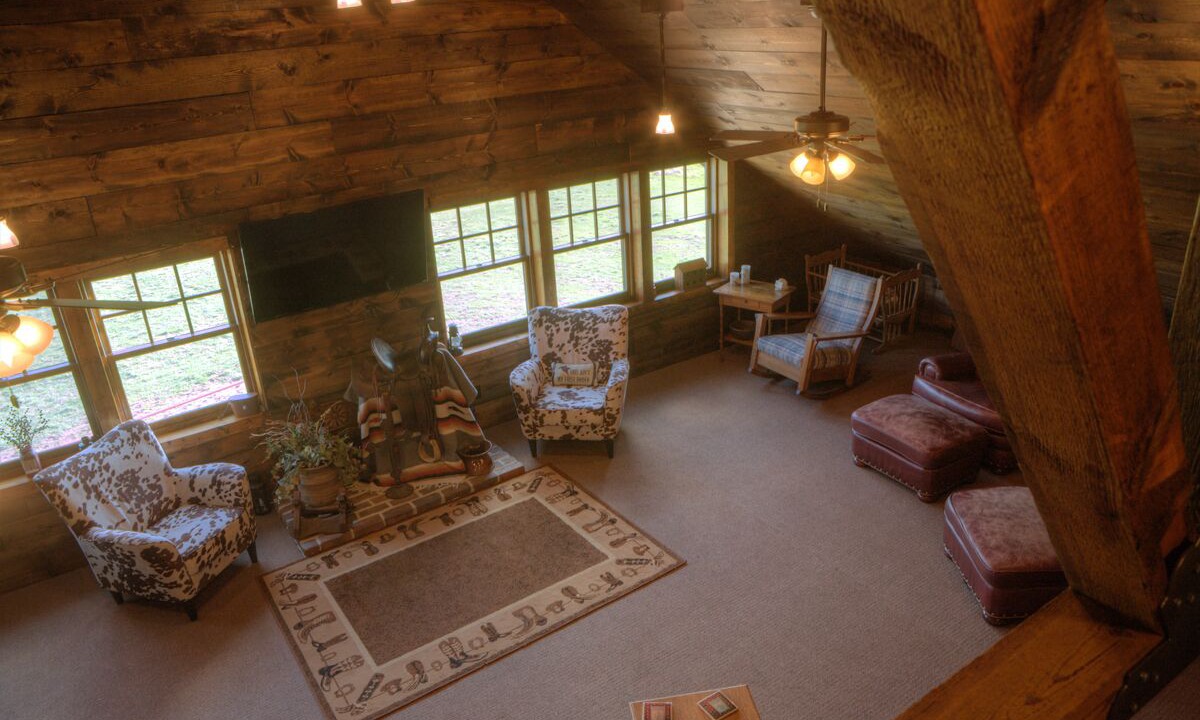 Photo of Livingroom in Wayne County