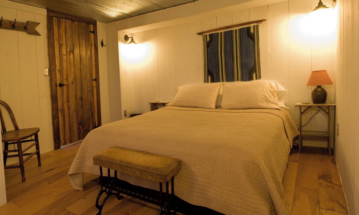 Photo of Bedroom in Wayne County