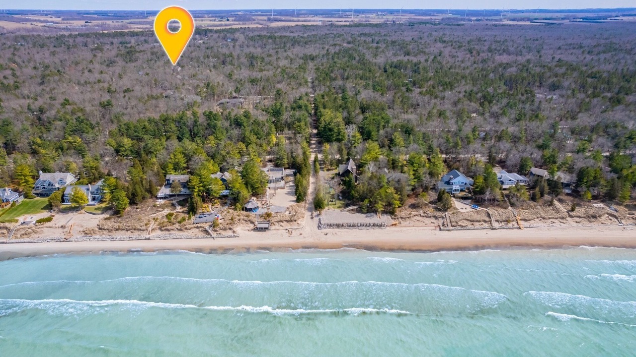 Photo of Others in Grand Bend