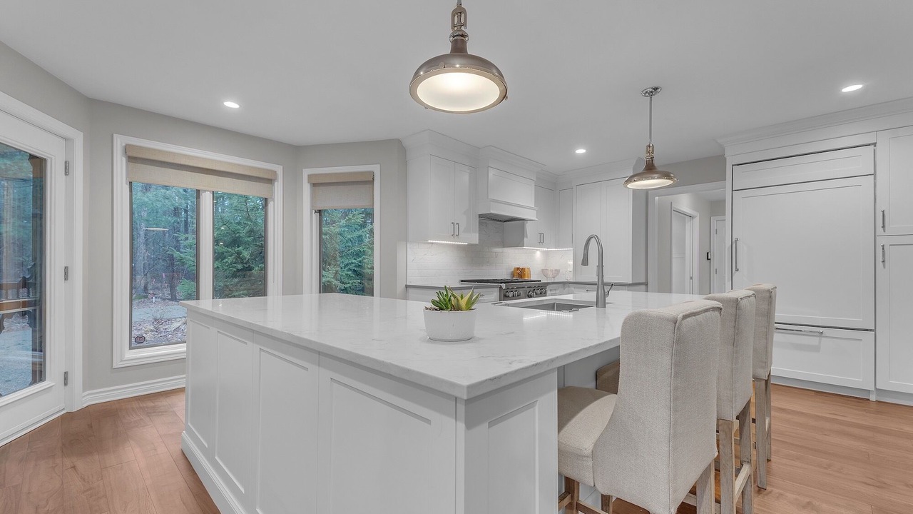 Photo of Kitchen in Grand Bend