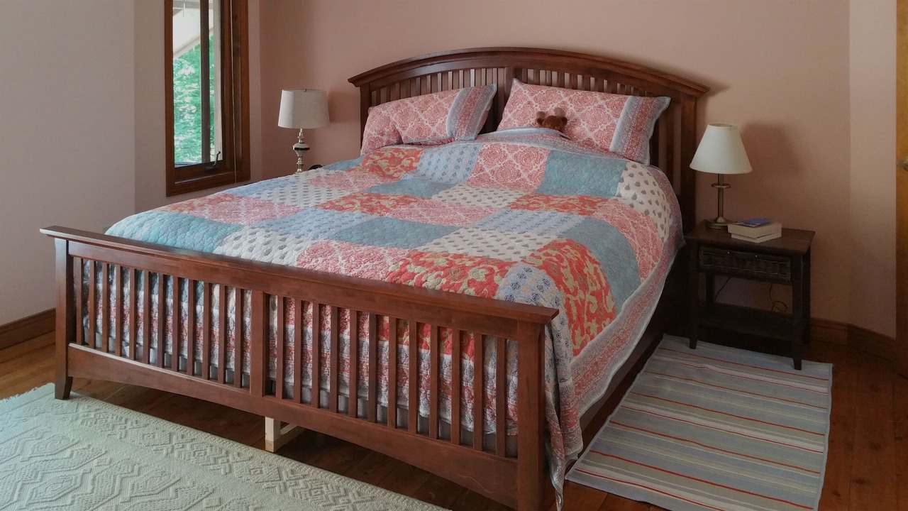Photo of Bedroom in Grand Bend