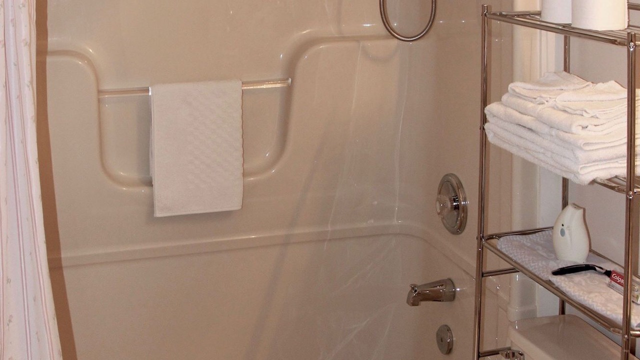 Photo of Bathroom in Grand Bend