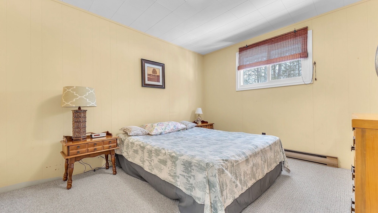 Photo of Bedroom in Grand Bend