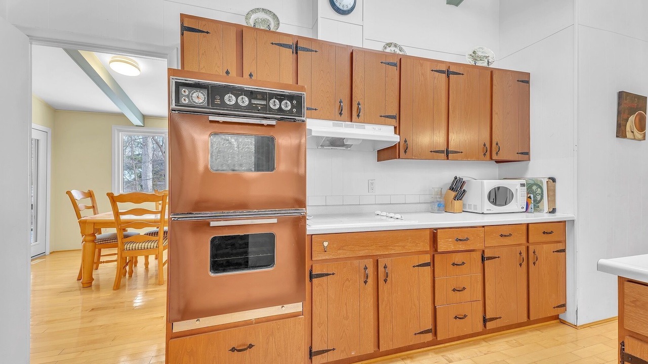 Photo of Kitchen in Grand Bend
