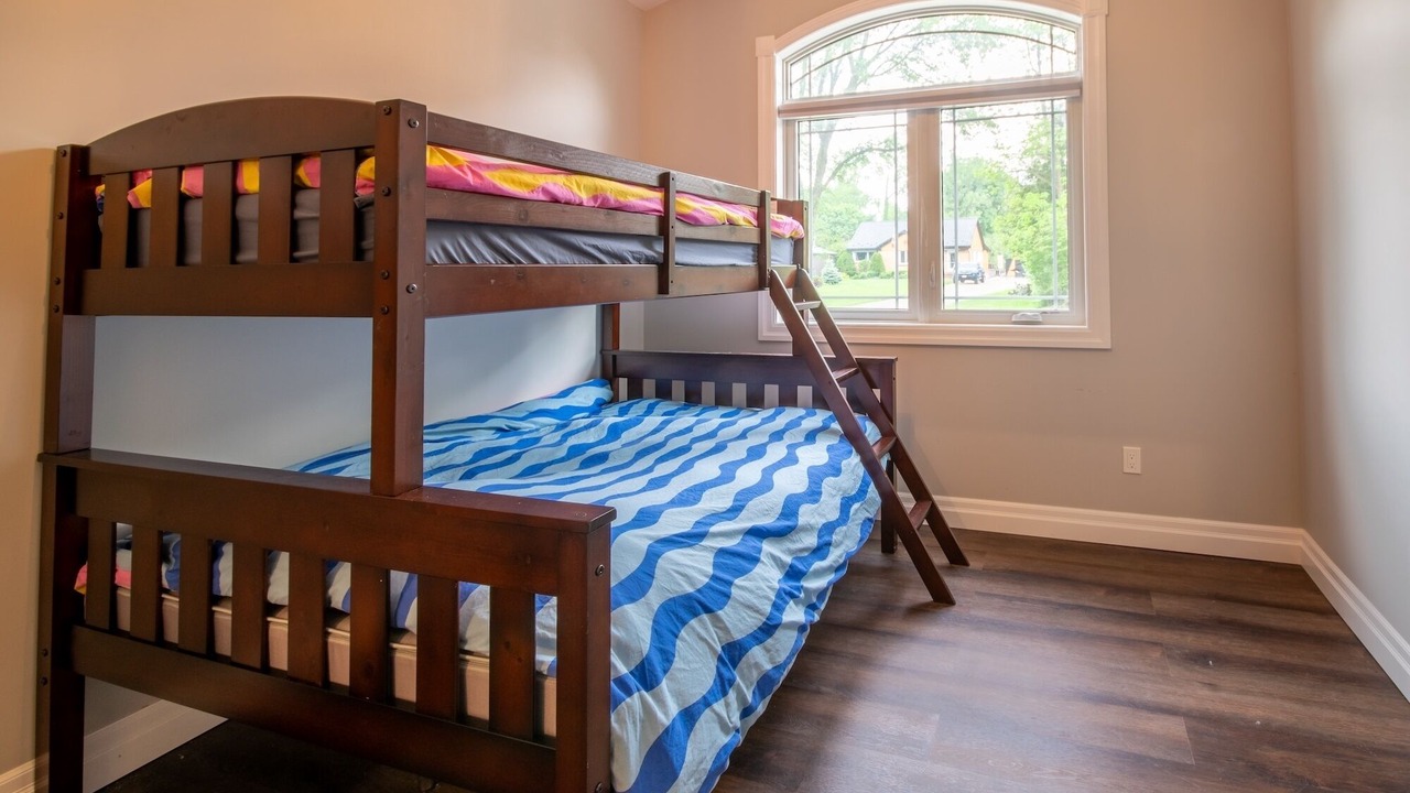 Photo of Bedroom in Lambton Shores