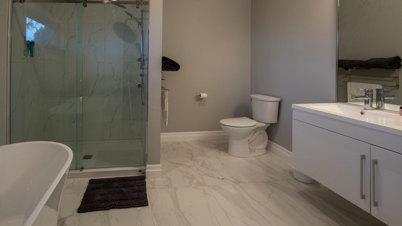 Photo of Bathroom in Lambton Shores
