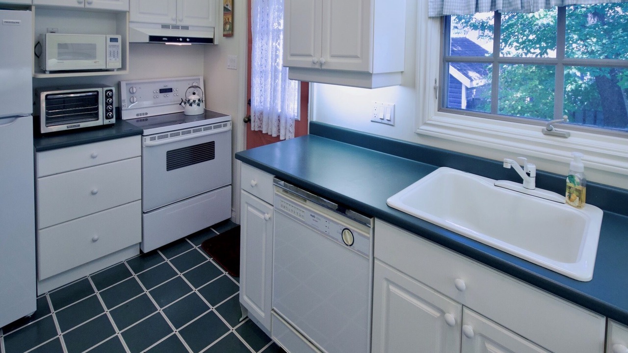 Photo of Kitchen in Grand Bend