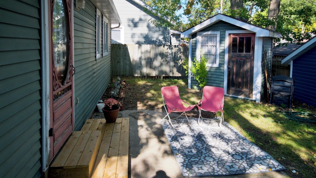Photo of Patio Balcony in Grand Bend