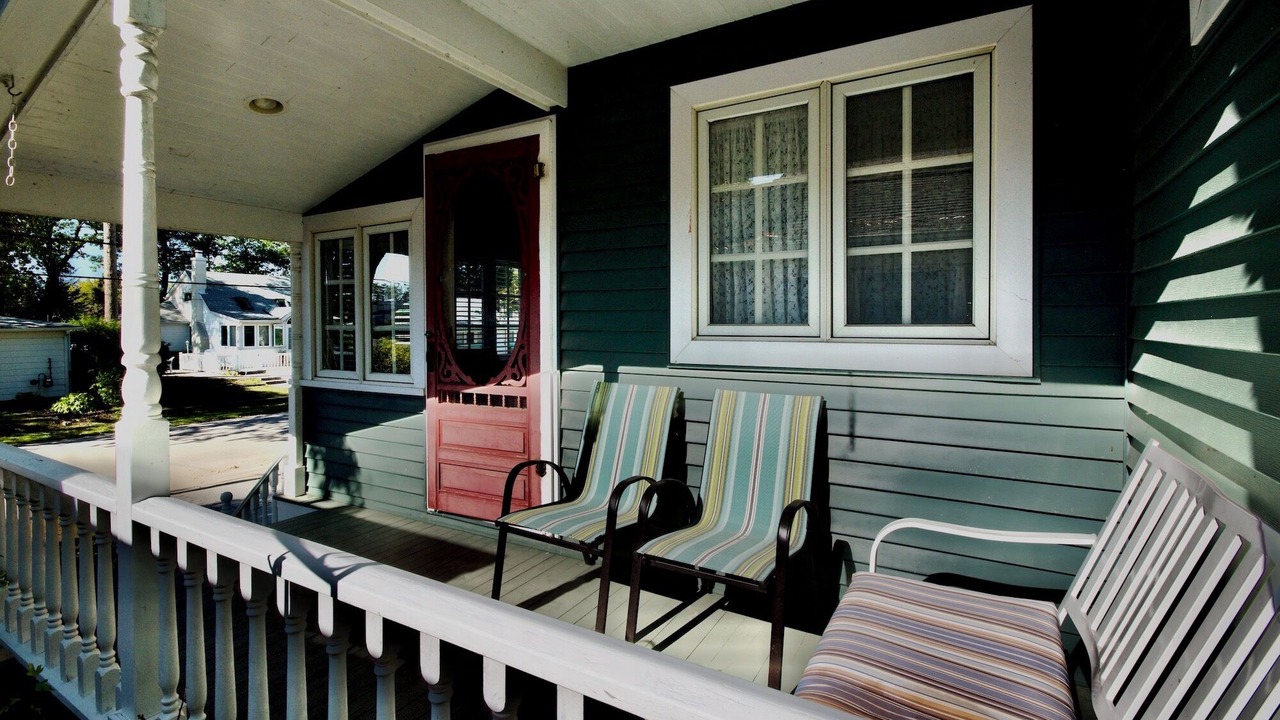 Photo of Patio Balcony in Grand Bend