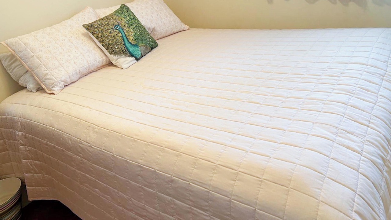 Photo of Bedroom in Grand Bend