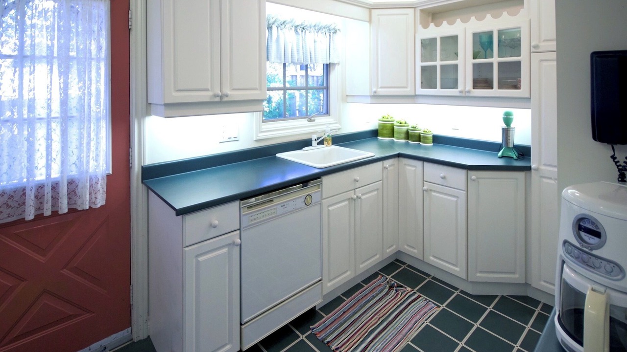 Photo of Kitchen in Grand Bend