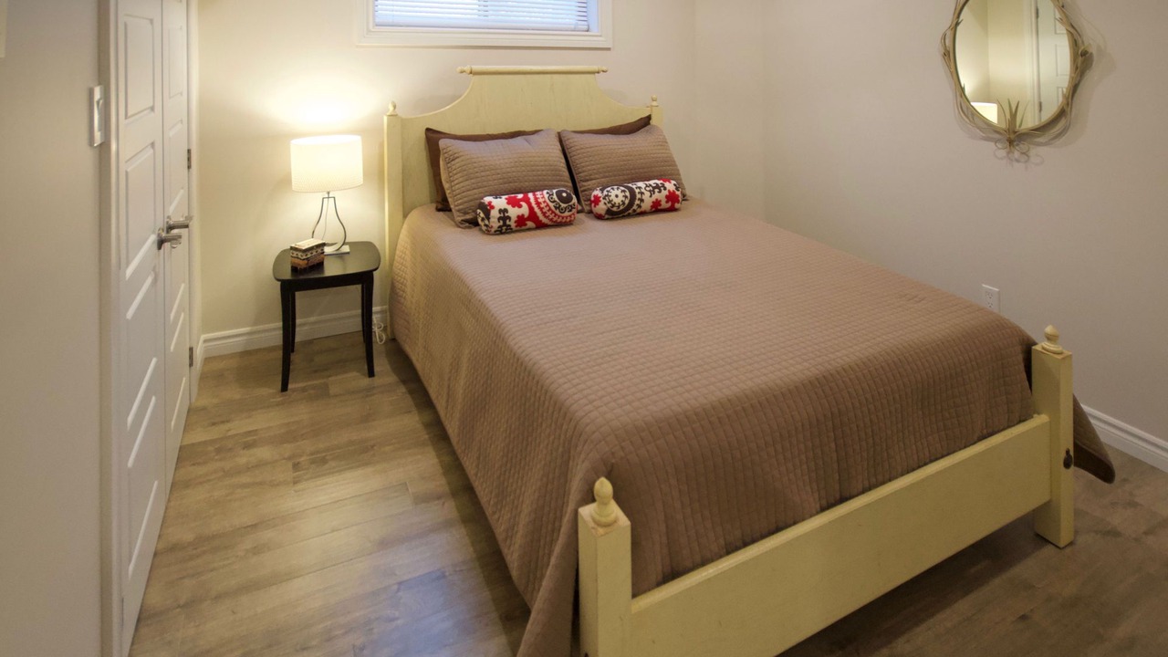 Photo of Bedroom in Grand Bend