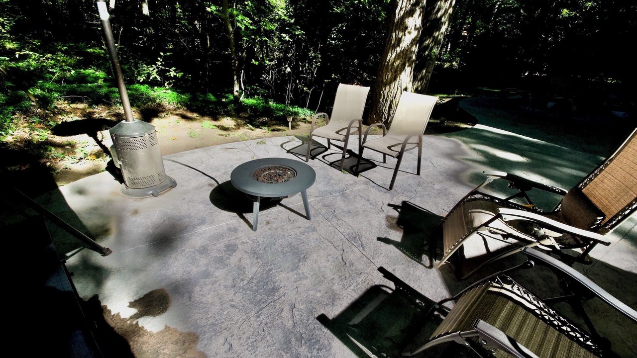 Photo of Patio Balcony in Grand Bend