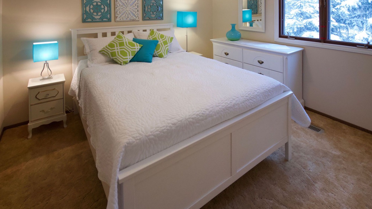 Photo of Bedroom in Grand Bend