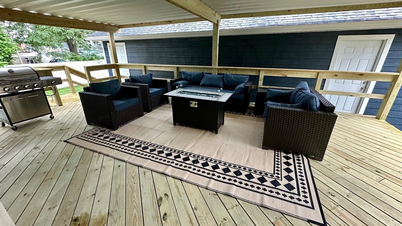 Photo of Patio Balcony in Oberlin