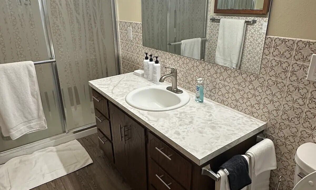 Photo of Bathroom in Oberlin