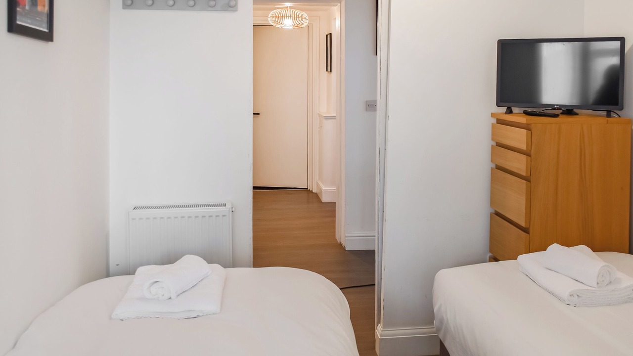 Photo of Others in Bacton