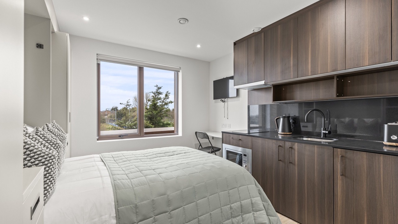 Photo of Bedroom in Hanger Hill