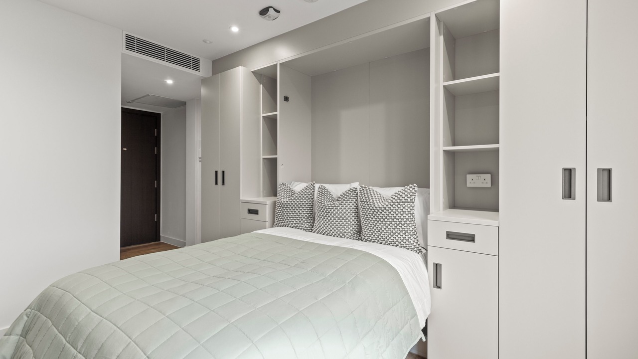 Photo of Bedroom in Hanger Hill