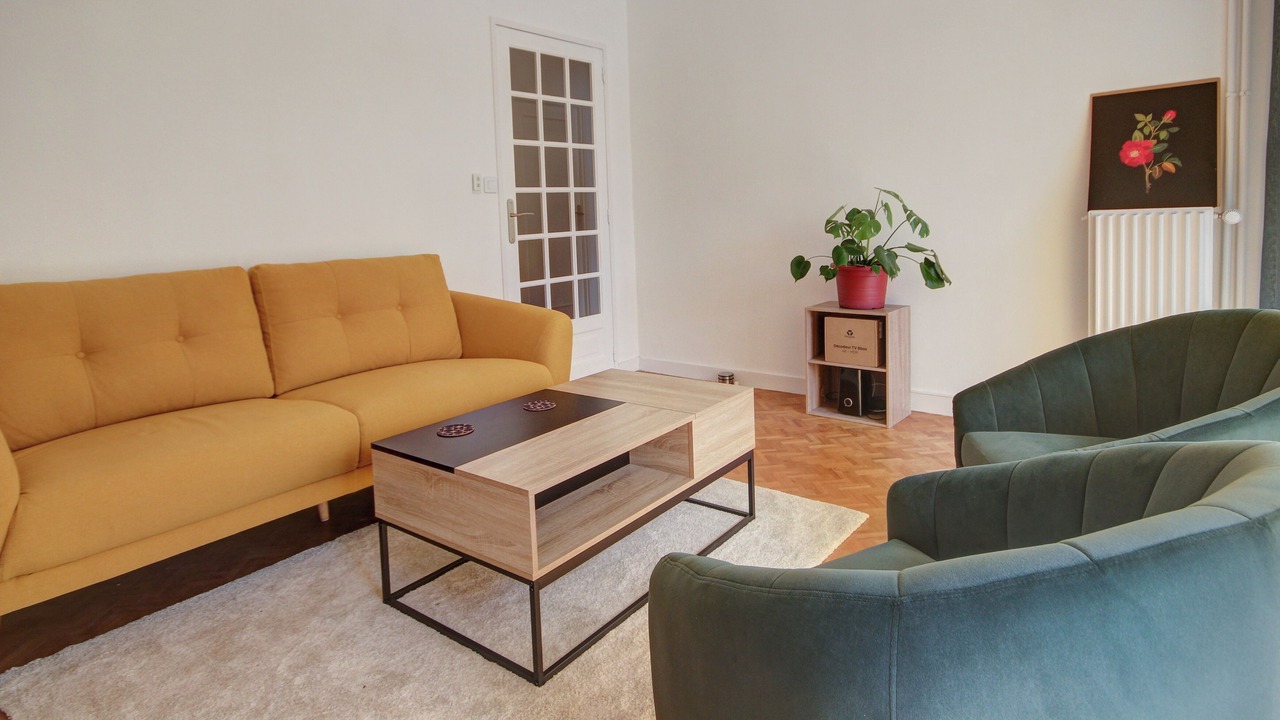 Photo of Livingroom in Cimetiere de l'Est
